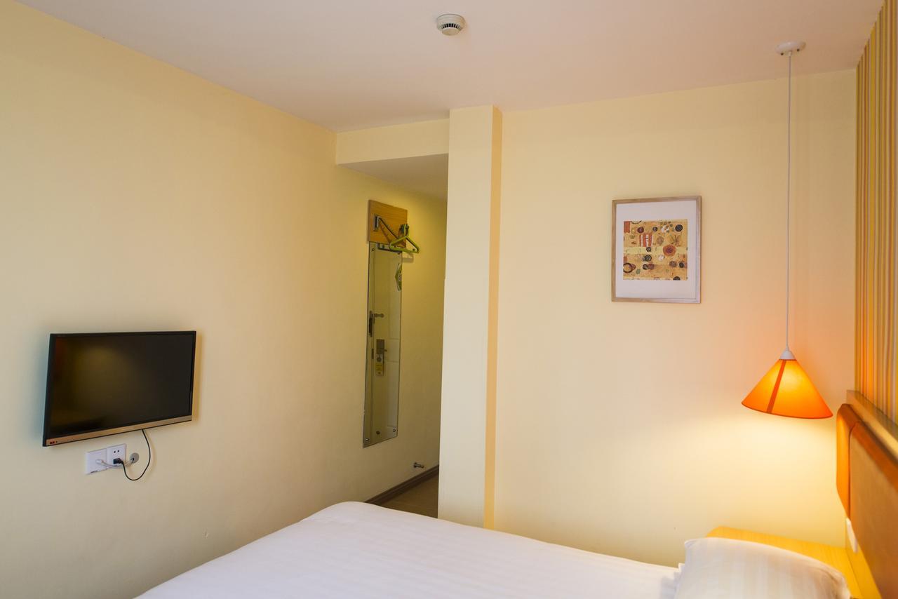 Home Inn Beijing International Exhibition Sanyuanqiao Exterior photo